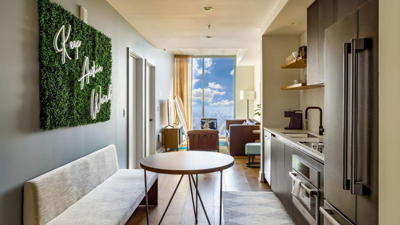 Luxe High Rise near DT Austin w Views Rooftop Pool Gym Luxe Amenities - 2