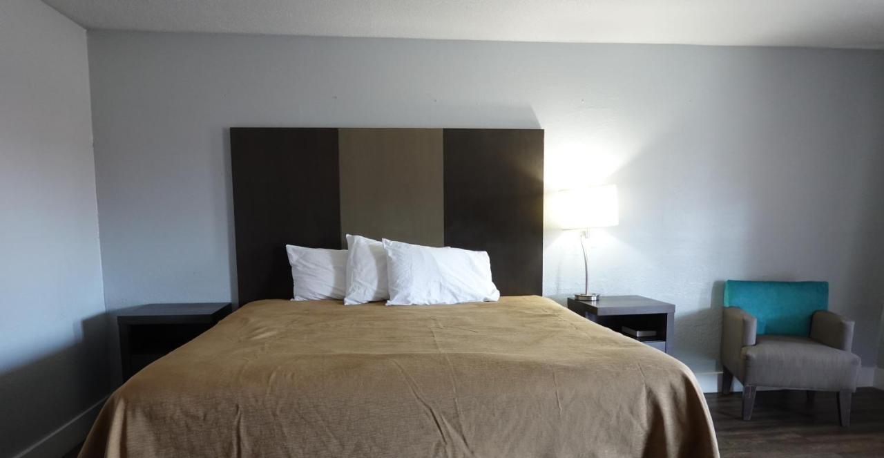 Cascades Motel — photo 13