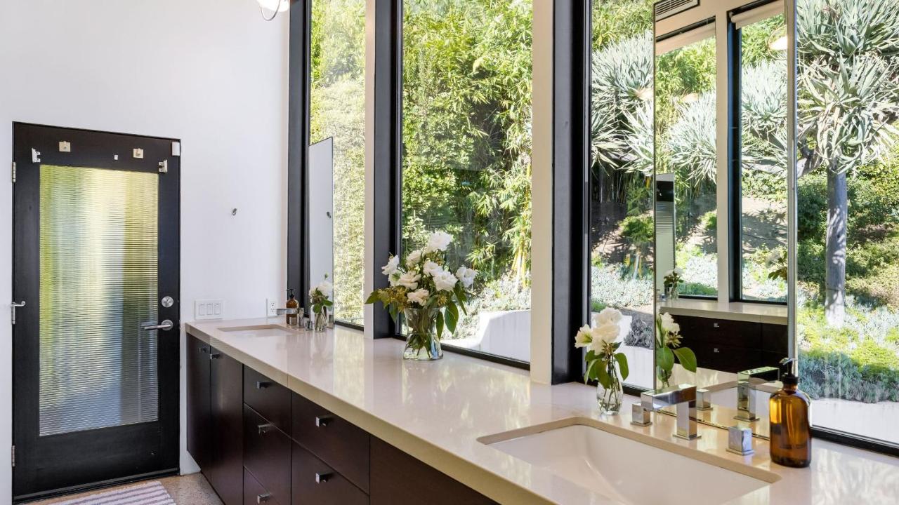 Kings Road West Hollywood Luxury Pool Views Firepit Modern Design - 3