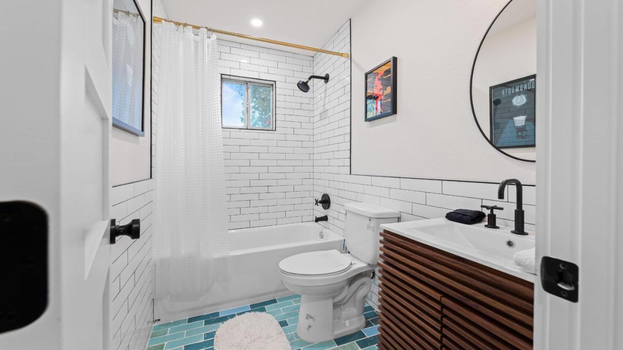 Casa Que Canta by AvantStay Private Pool Firepit Walkable East Austin Gem - 4