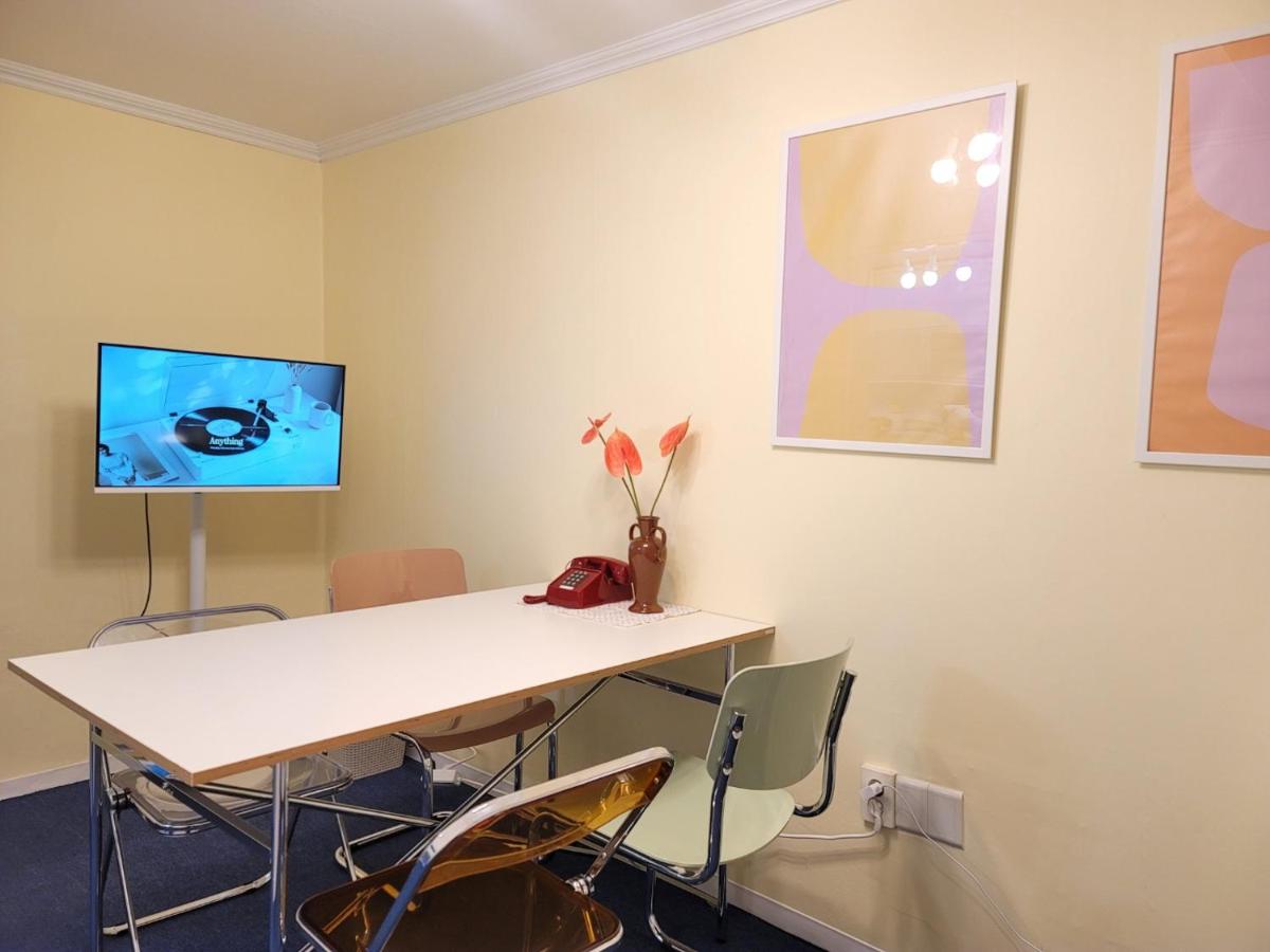 Shinchon Ground Floor, Entire Private 3BR House - 5