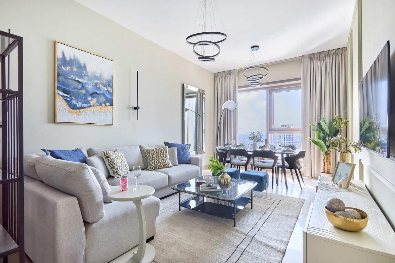 Frank Porter - Sparkle Tower 1 - 2