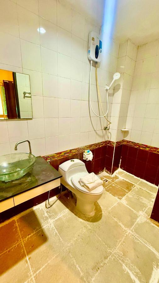 Silver Oaks Guest House - 3