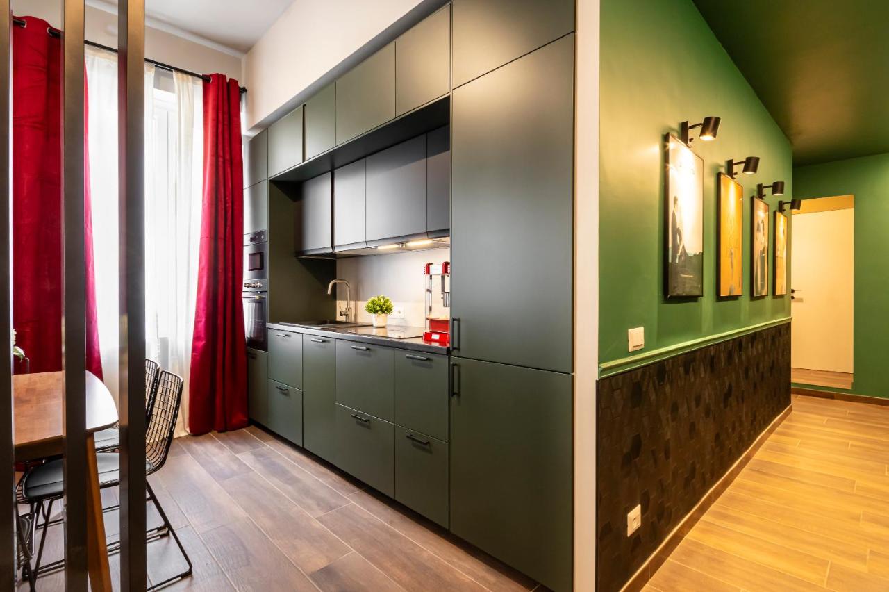 Blooper Cine House - 4