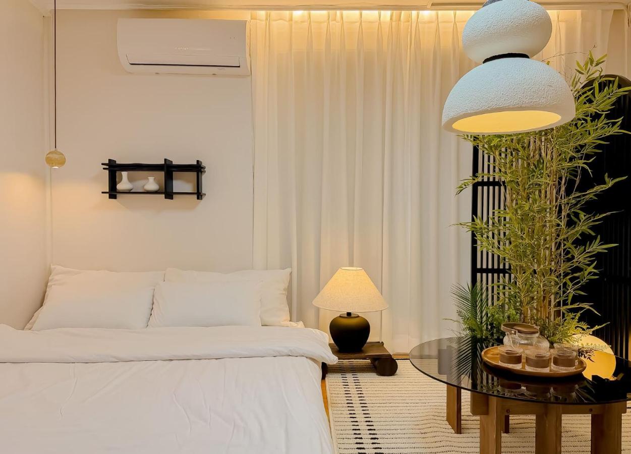 Jamsil near Lotte World, Gangnam 20, Seongsu & Jongno - 4