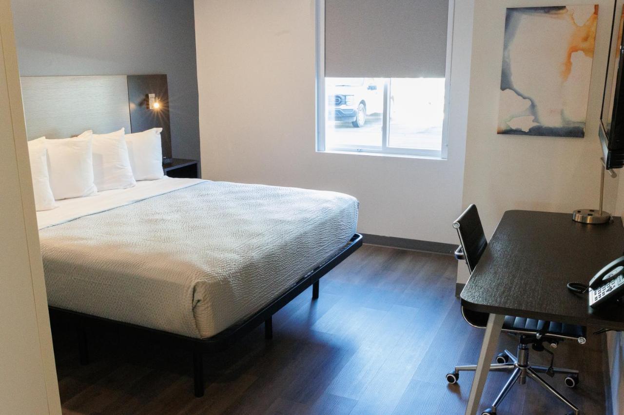 stayAPT Suites Montgomery — photo 21