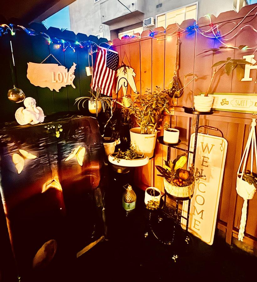 Cozy private room in Santa Monica