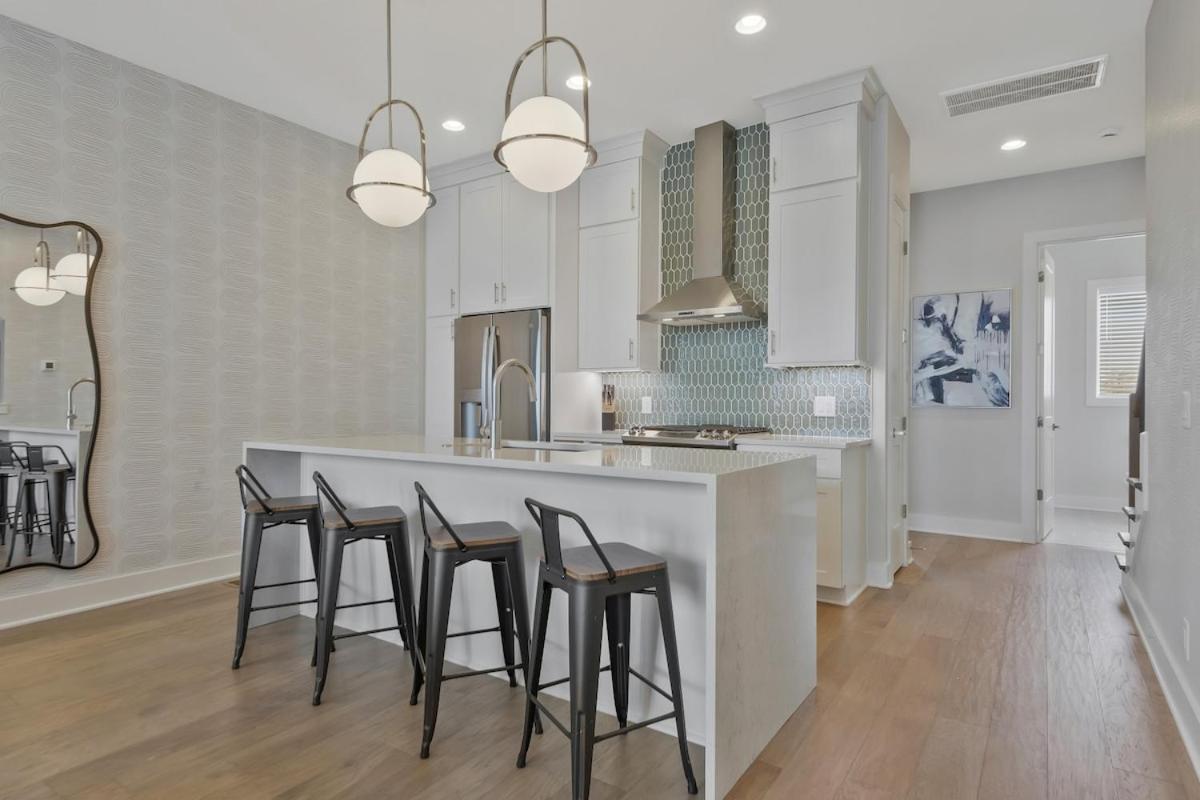 Music City Mansion! 2mi to Broadway, 12 beds - 3