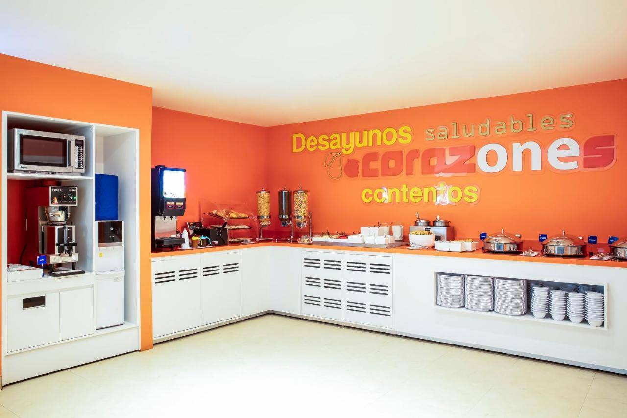 One Ciudad de Mexico La Raza - 5