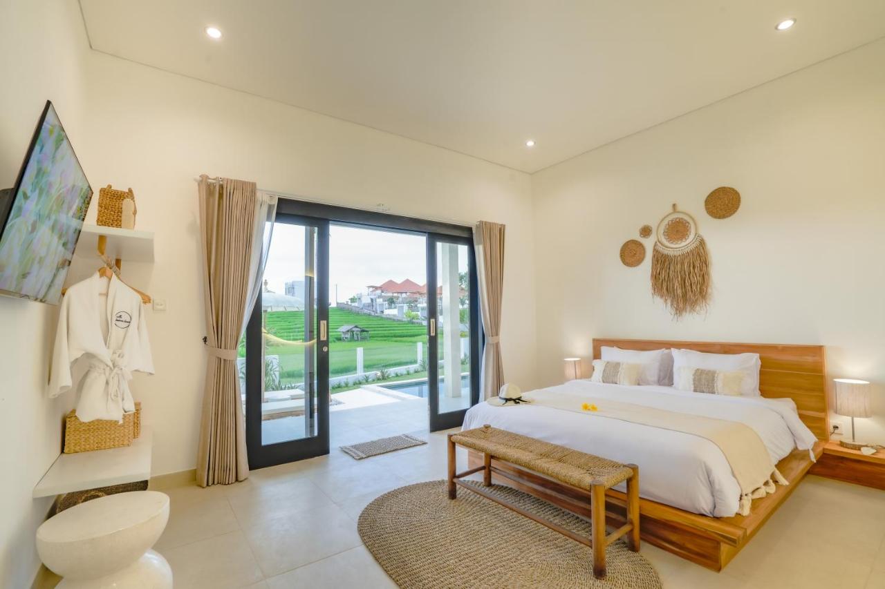 Villa Santorini Sunset 4BR Large Pool and Ricefield view - 5