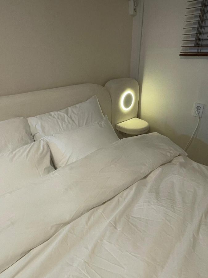 10 minutes on foot from Konkuk University Station