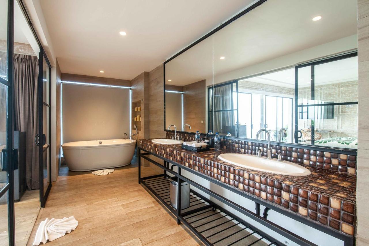 Nusa Dua Cliff Ocean View with Private Beach - 3