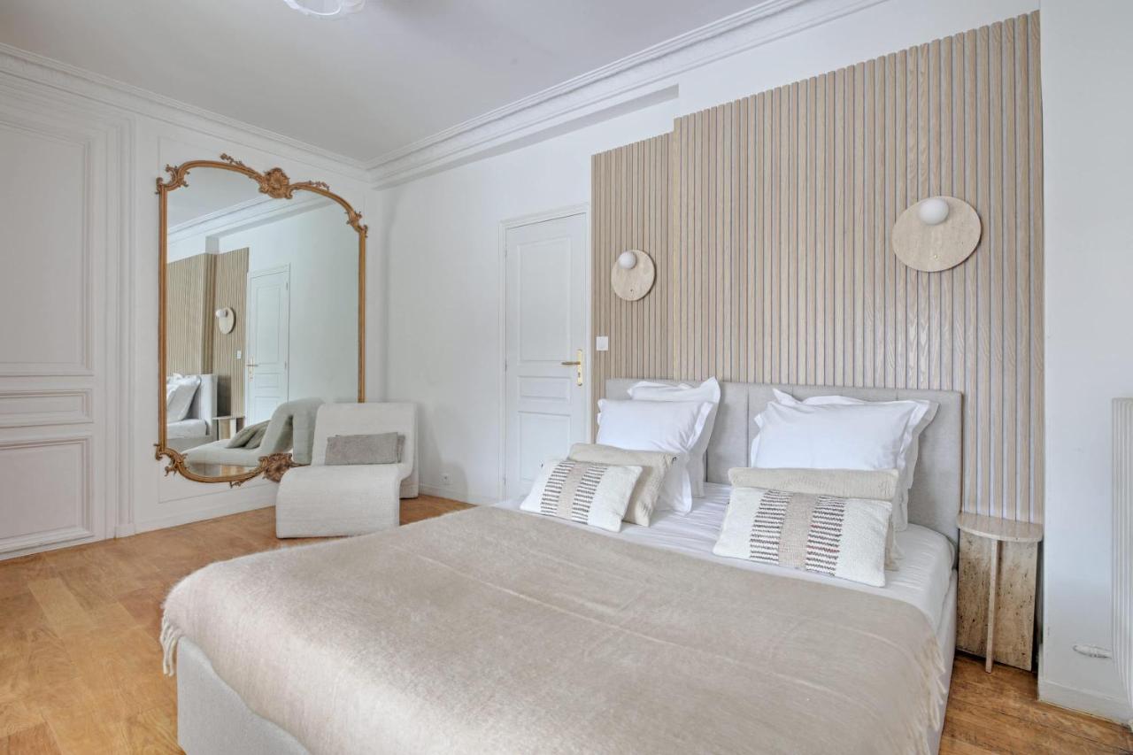 Tuileries Saint Honore 6P AC by Melvane - 4