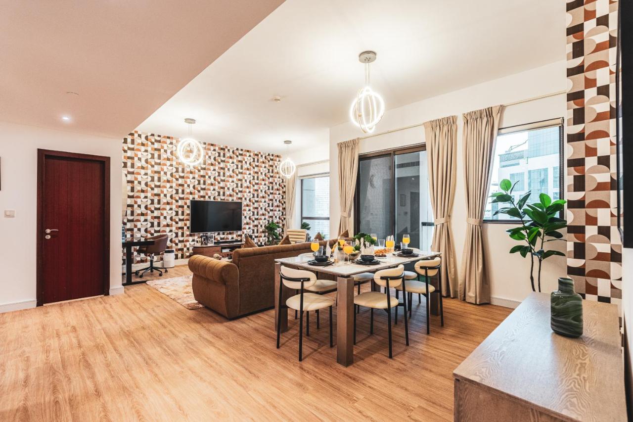 New! JBR Beachfront with Panoramic Dubai Eye Views - 5