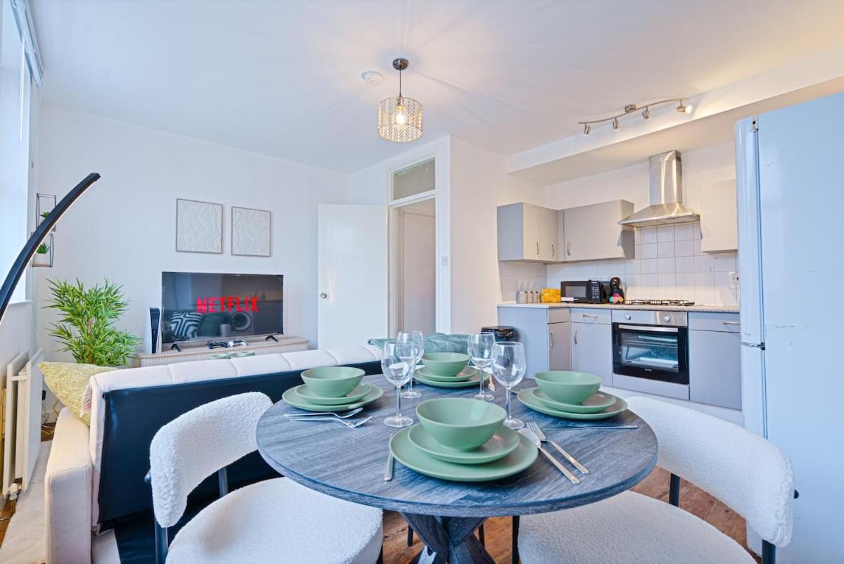 Stylish 2-bed flat in the heart of Bermondsey - 4