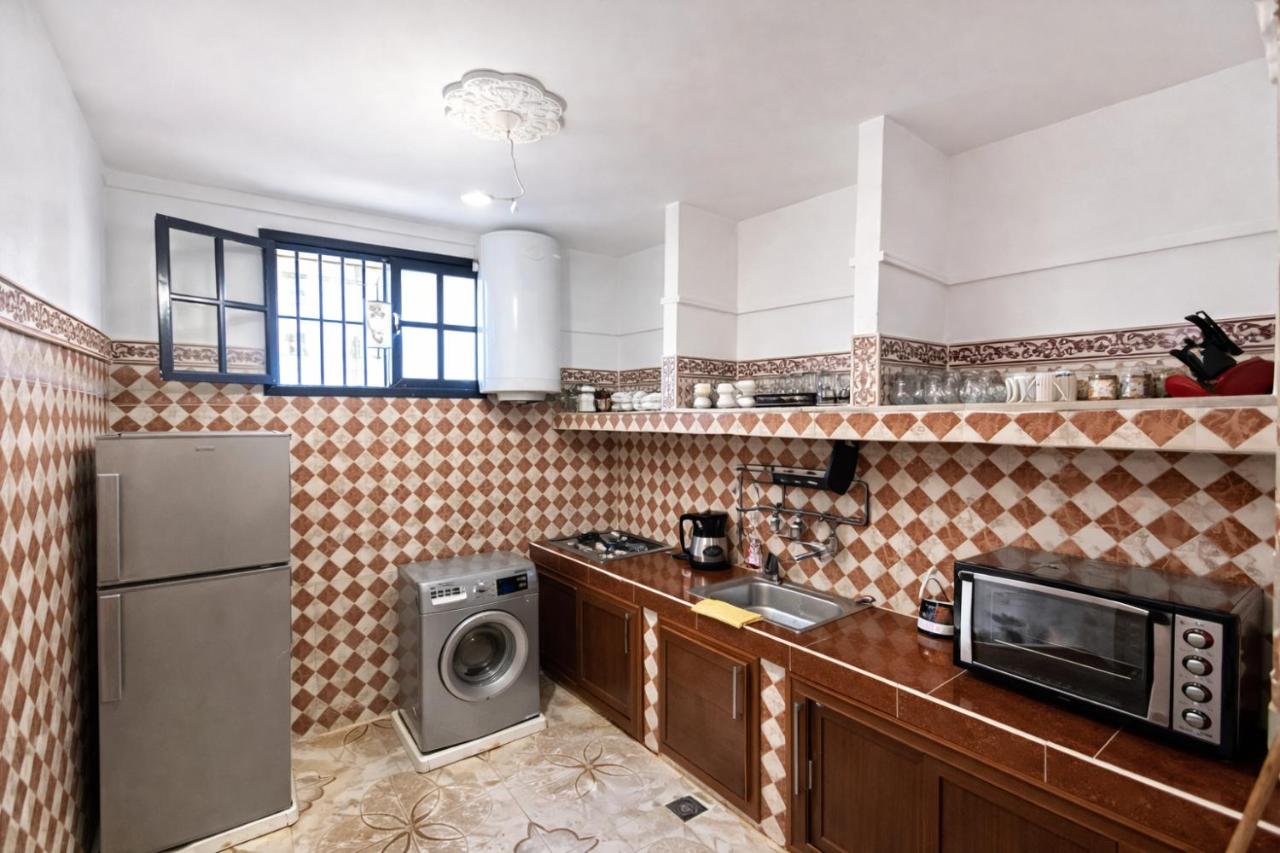 2 bedroom apartment in heart of Madina - 3