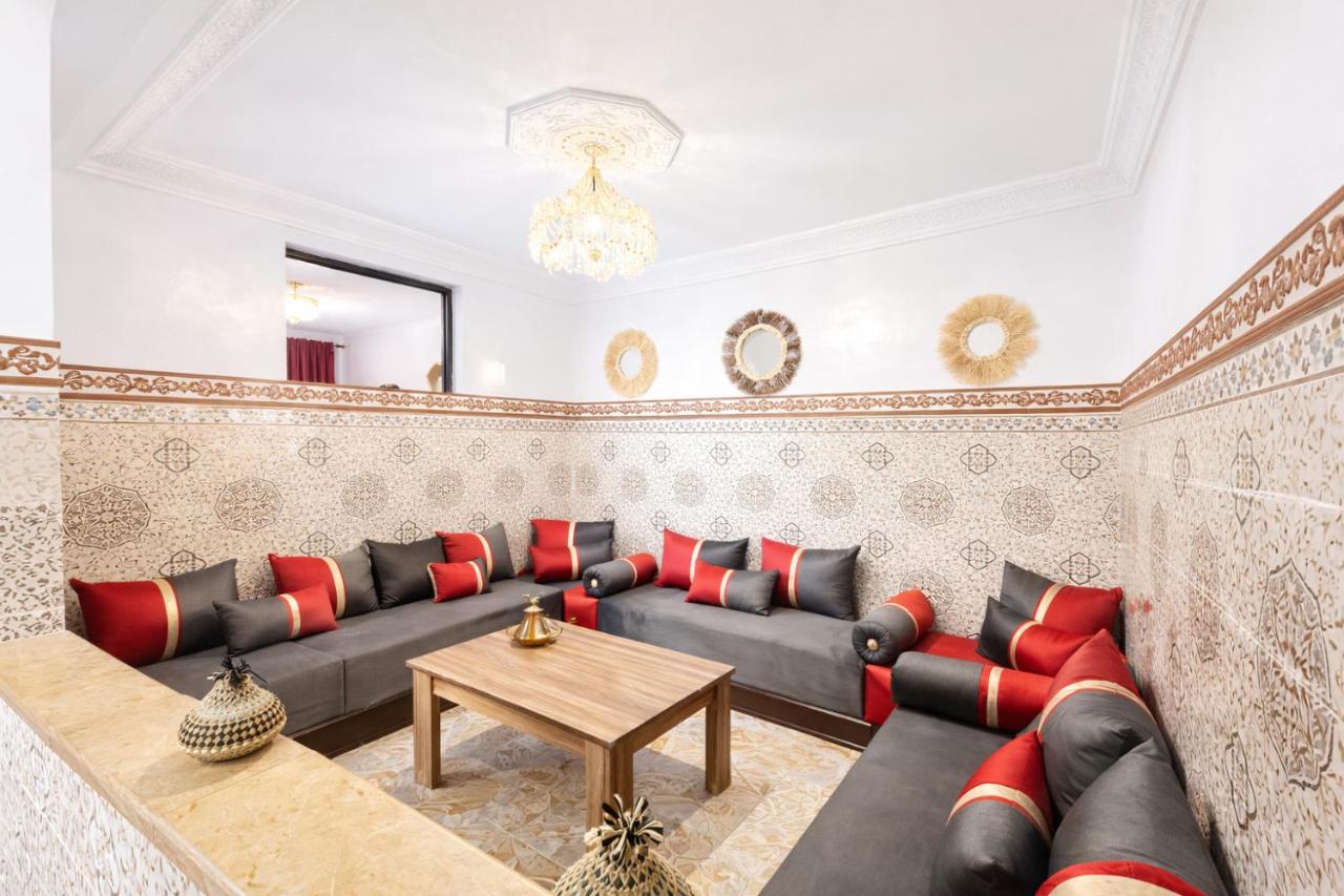 2 bedroom apartment in heart of Madina