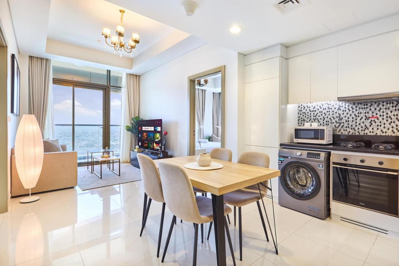 Aykon City 2BR Luxury Stay Close to Downtown