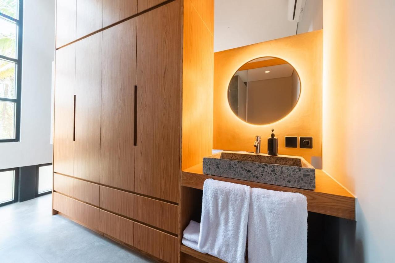 Contemporary 3BR Hideaway in Damara Village Ubud - 3