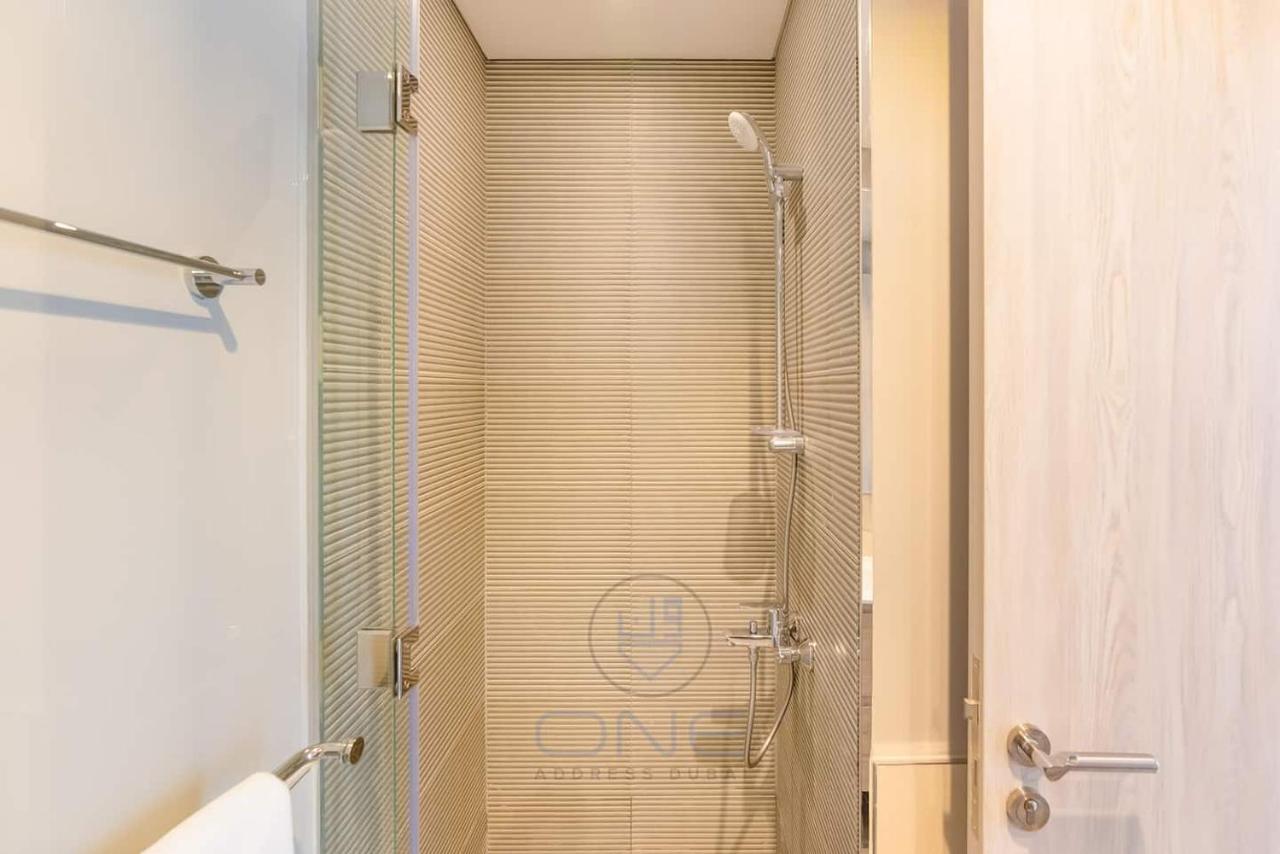 1BR Zada Tower l Two Balconies & City Views - 3