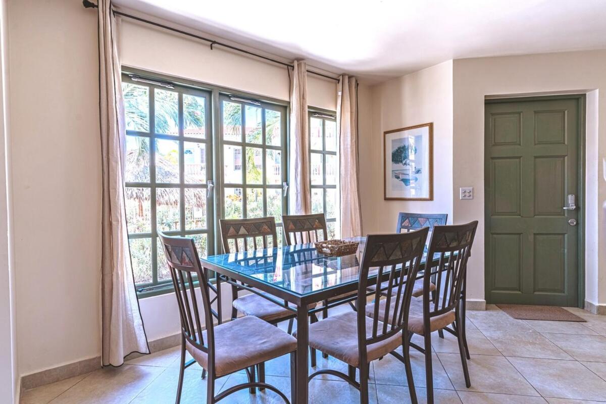 Palma Divine Condo-2BR-2BTH-Pool - 2