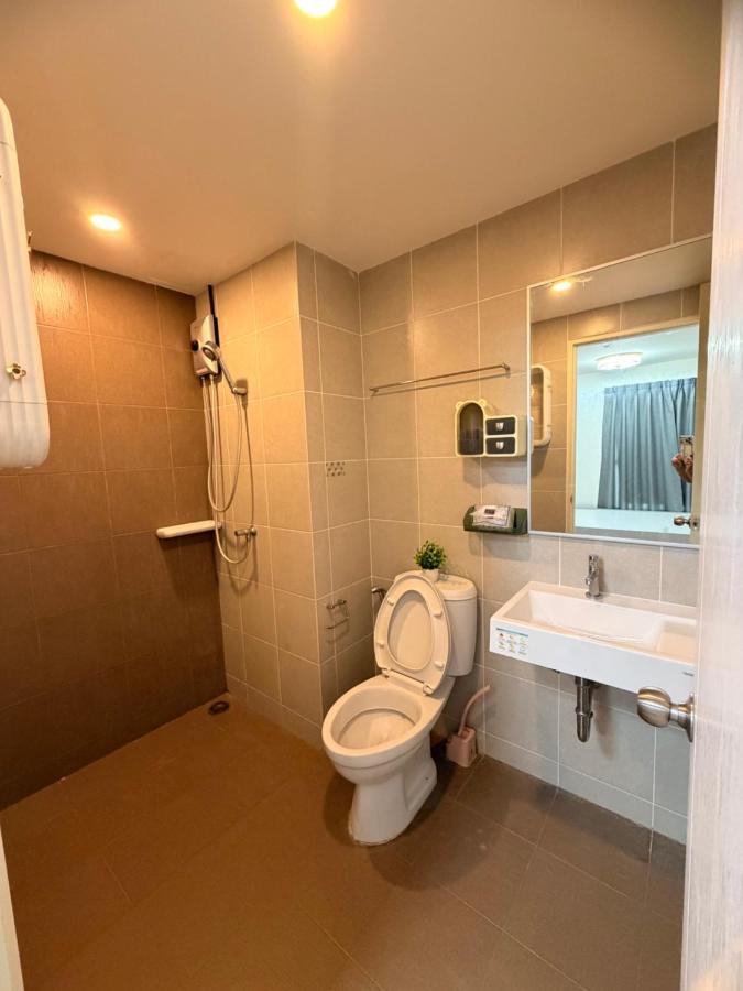 Lumphiniville Sukhumvit - 3