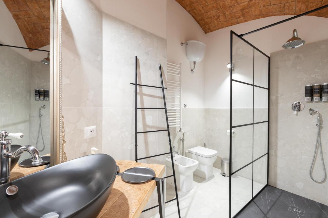 Italian Cinema 1960 Apartment - 500mt to Termini, 2 steps from Colosseum, A-C - 5