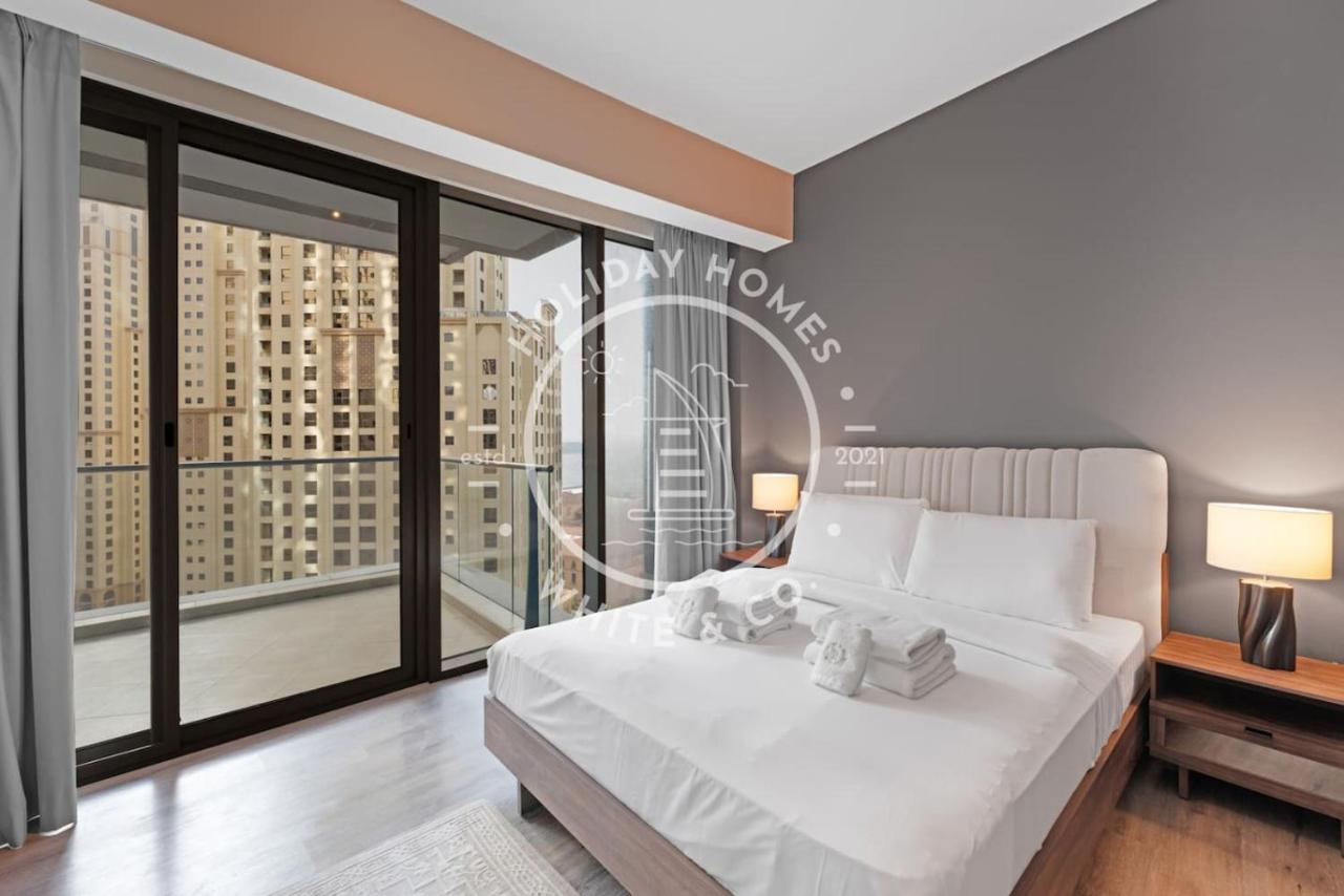 Luxurious Aesthetic 3BR with Sea View Retreat - 2