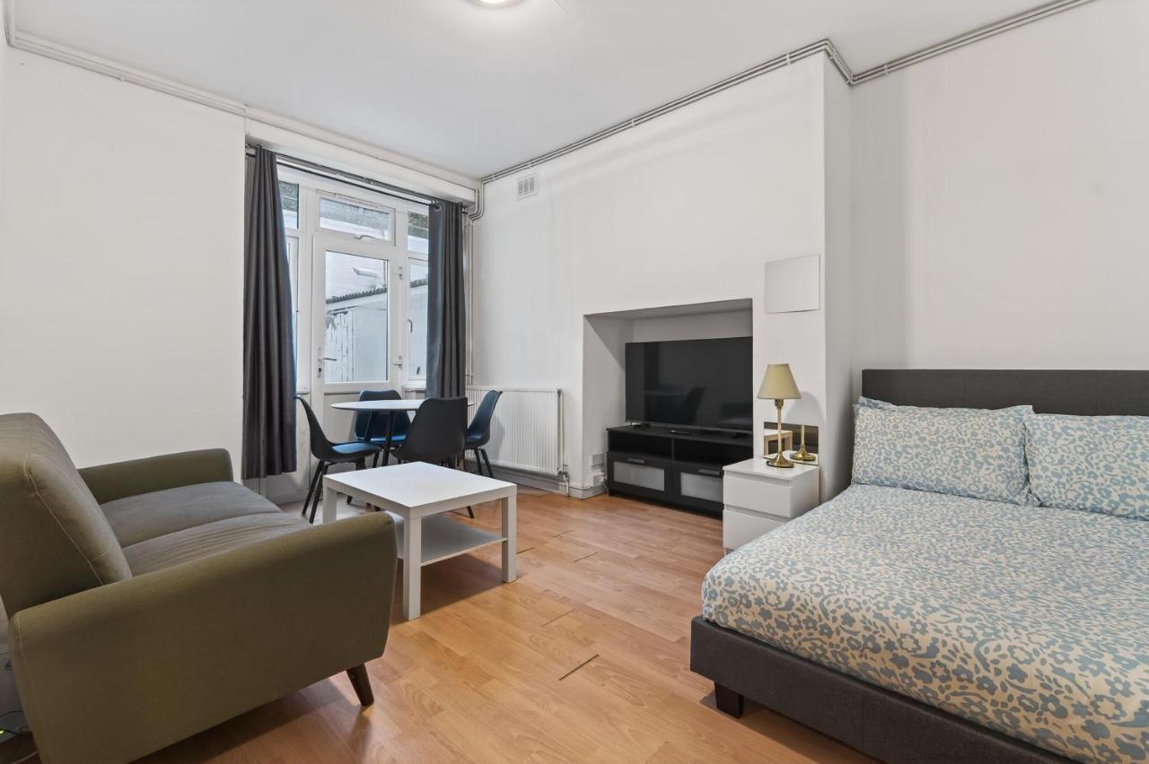 High Street Kensington Place - 2