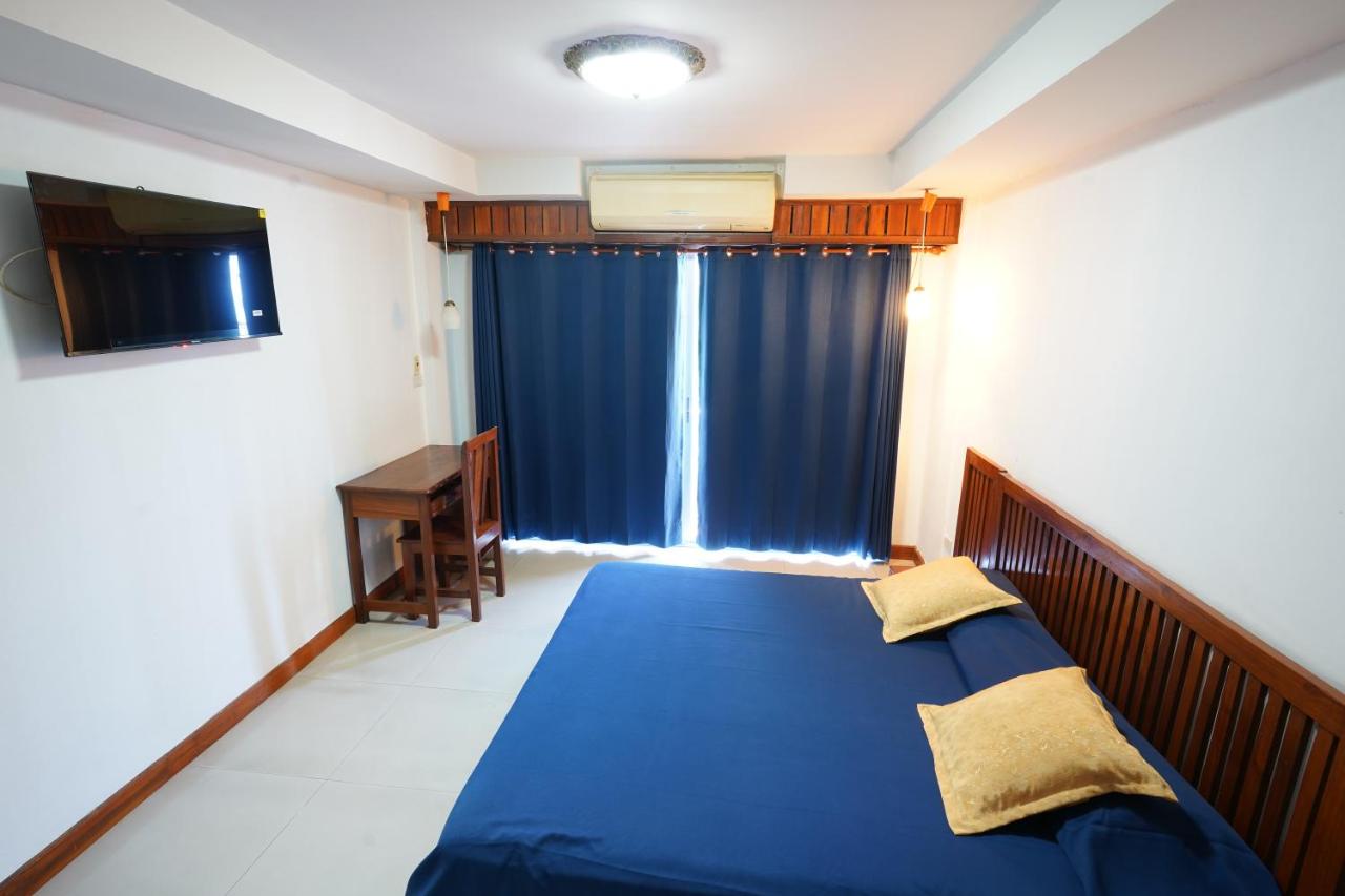 Sathorn Garden View - 2