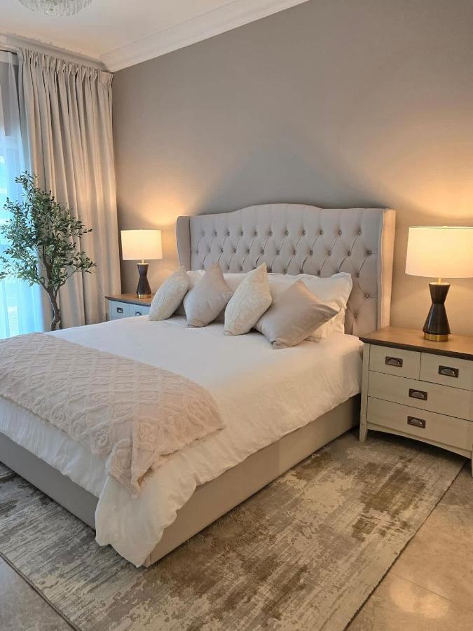 Fairmont The Palm Luxury Apt 2413 - 4