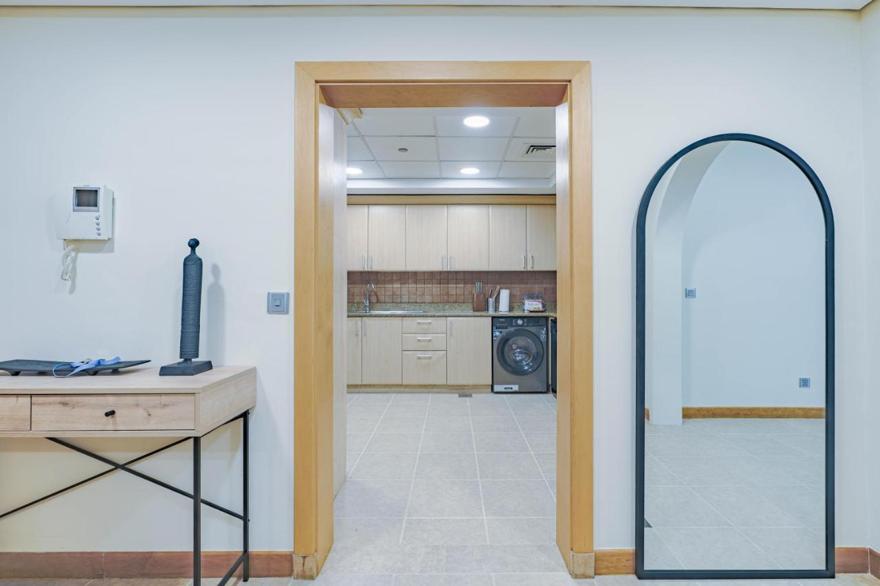 HAVN - Spacious 2 Bed in Al Hallawi, Palm Jumeirah - 3