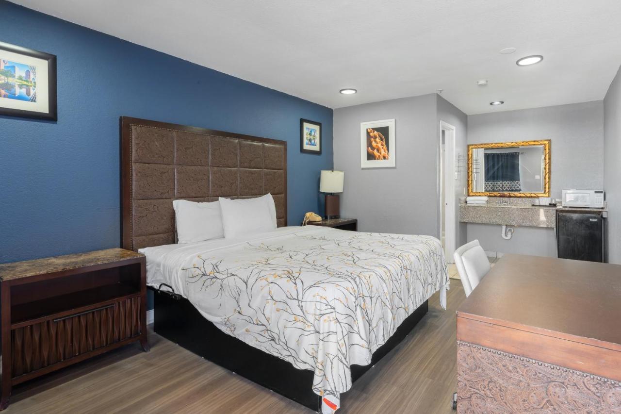Columbia Inn — photo 17