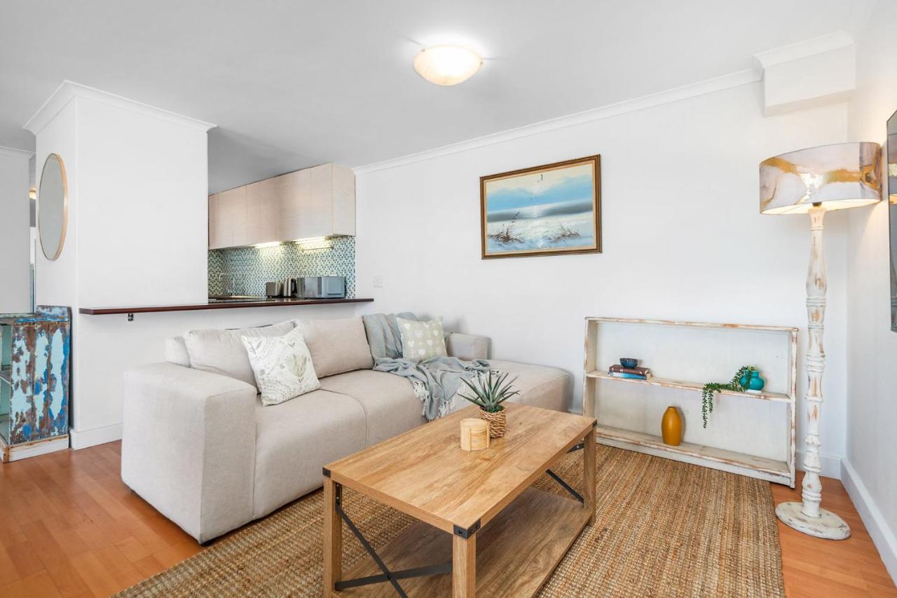 Coral Island G01 - 2