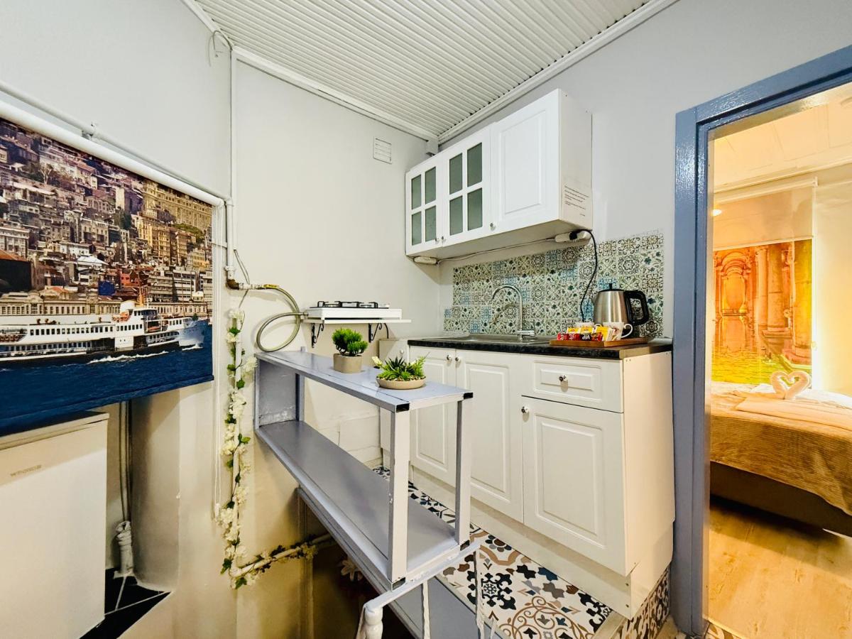 Cozy yellow home - 3