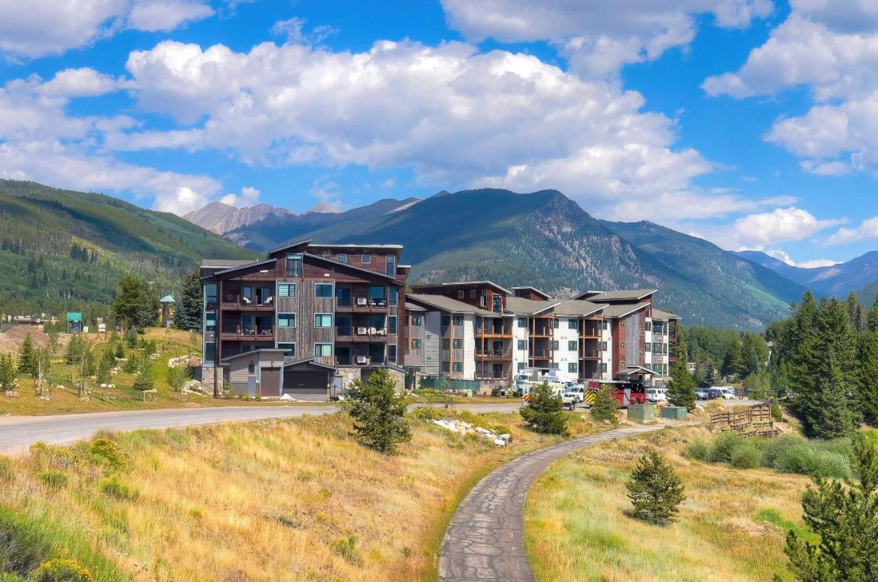 Image: Lakeside Village by Vail Resorts