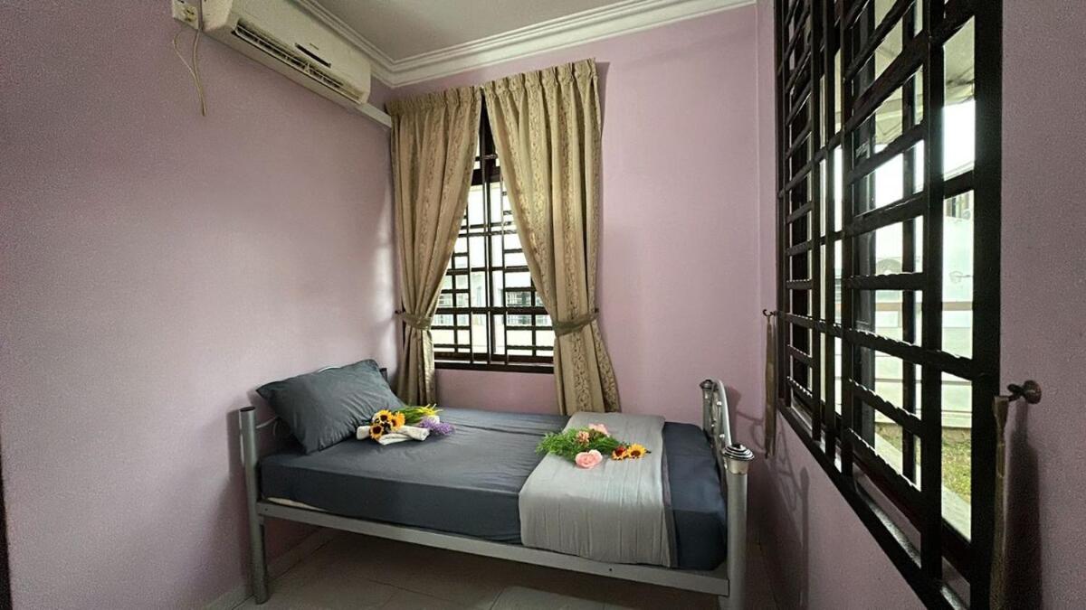 C05 Family Rinting Homestay 2 Storey Semi D - 2