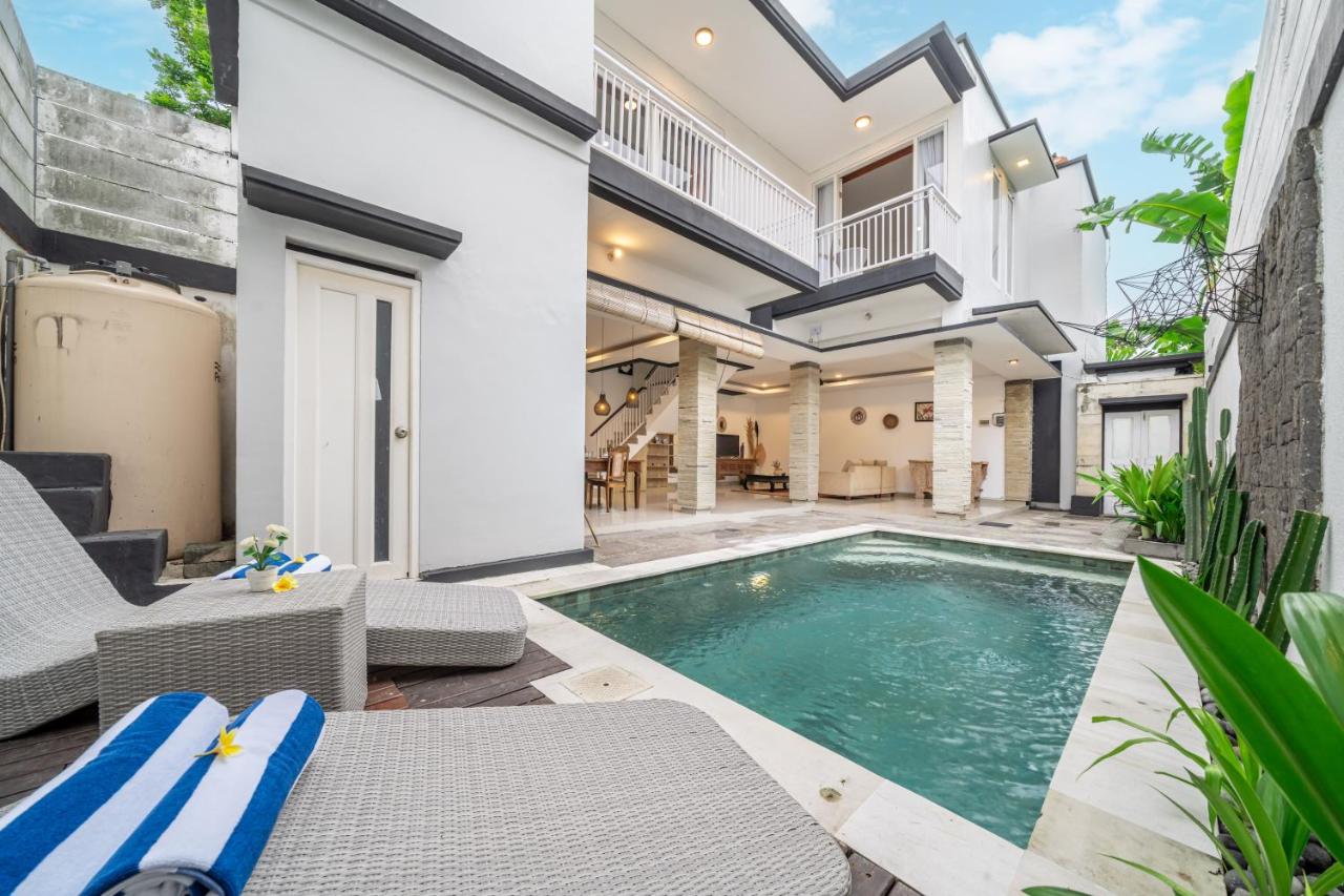 QLE Villa 2 Cozy Private Pool Villa Seminyak