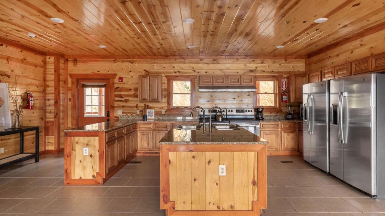 Sugarland Cabin — photo 14