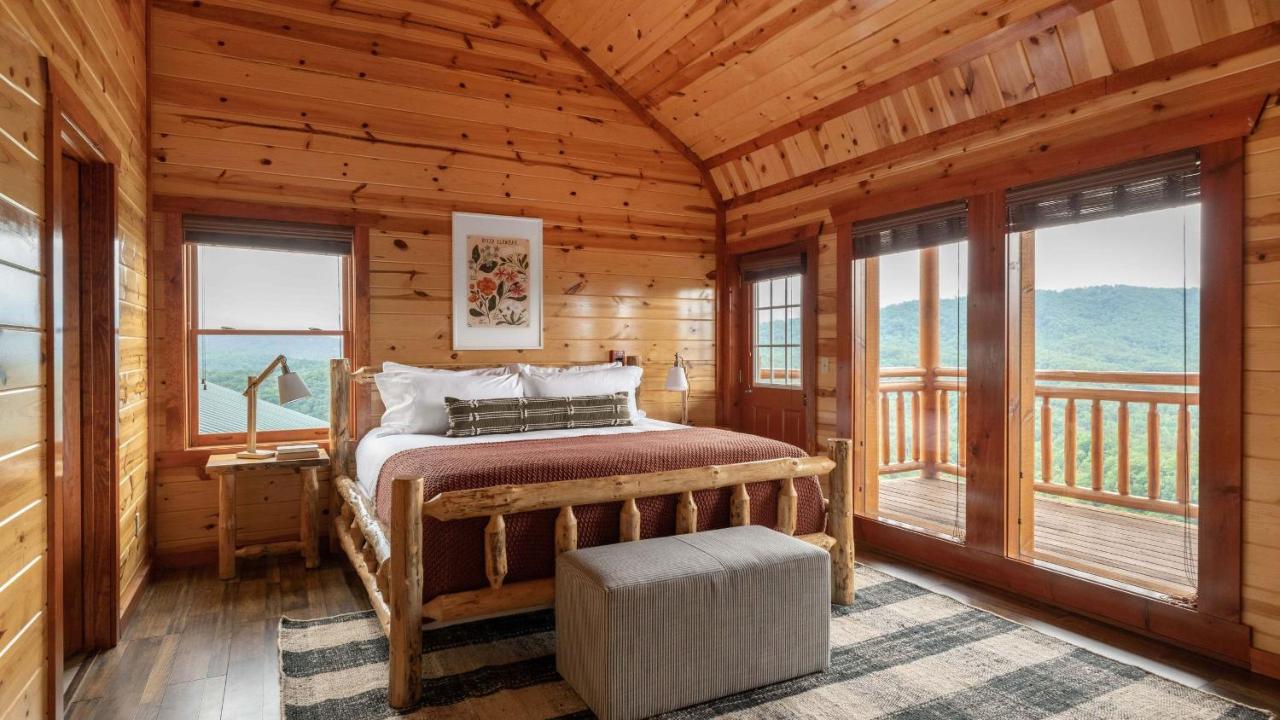 Sugarland Cabin — photo 24