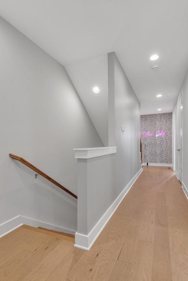 Combined Townhome with 26 Beds - 2 rooftops! - 3