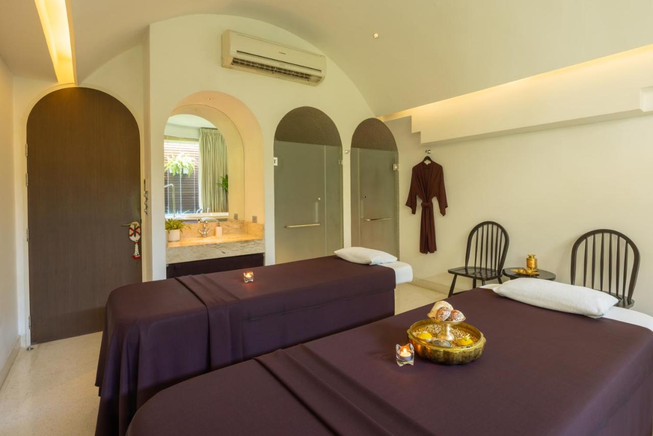 LiT BANGKOK Hotel - 2