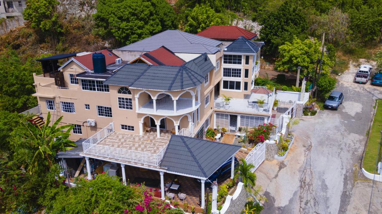 360 RokView Suites 3BR Spacious