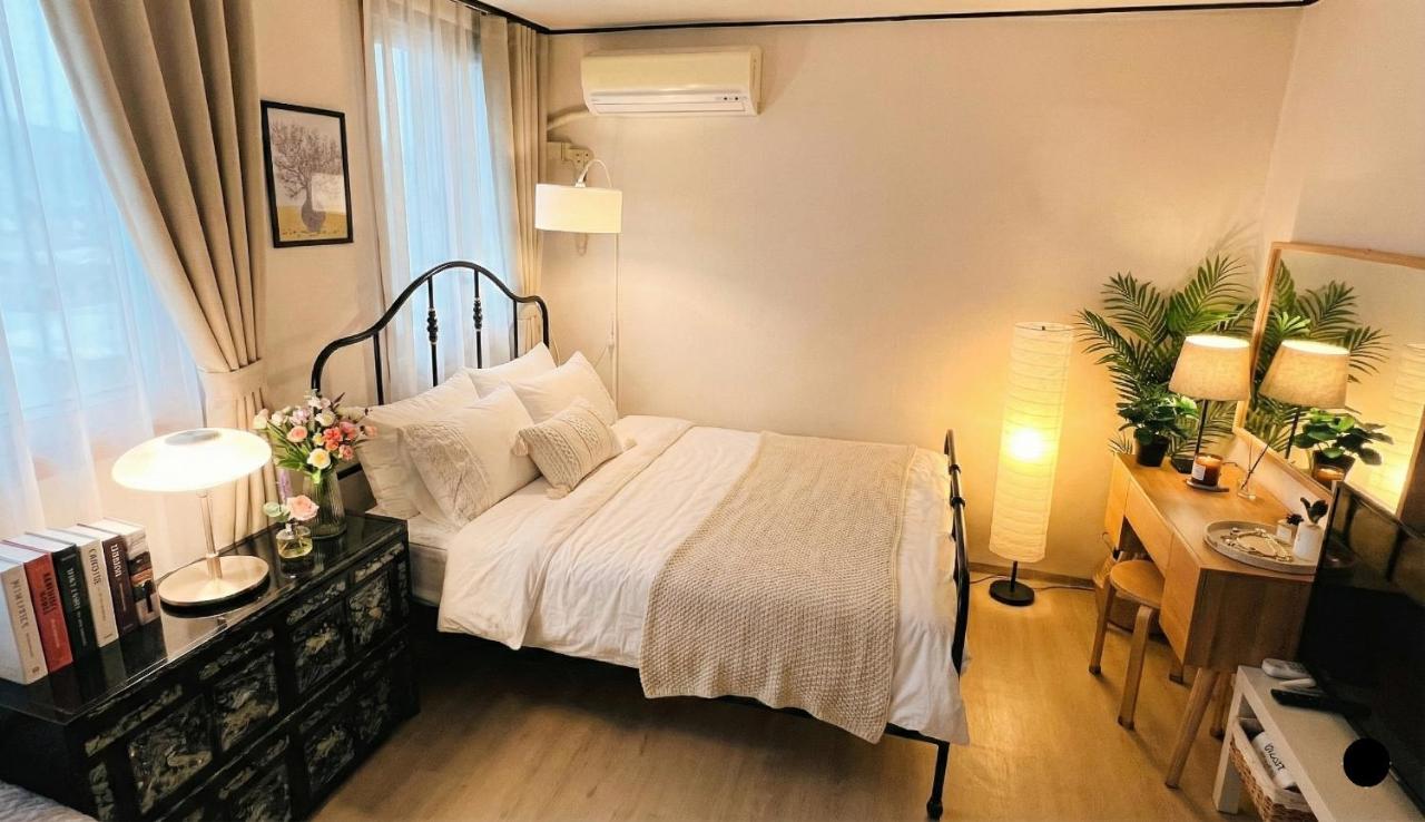 Seoul City Certified, Hongdae 2min, 2BR-1LR APT - 4