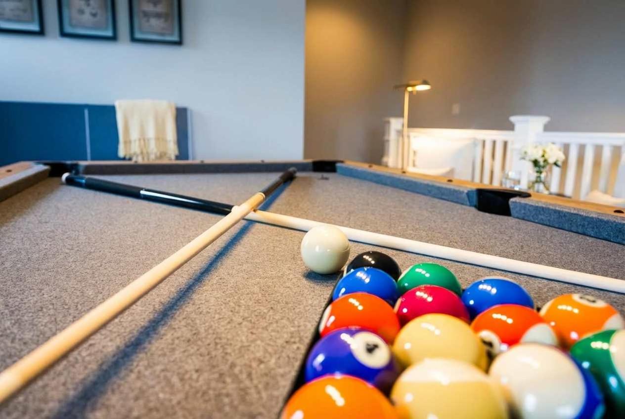 Luxe Pool Hot Tub & Game Room Downtown Nashville - 5