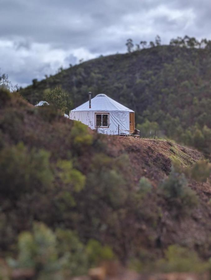 Cosy Nature Yurt Retreat in the Algarve Countryside