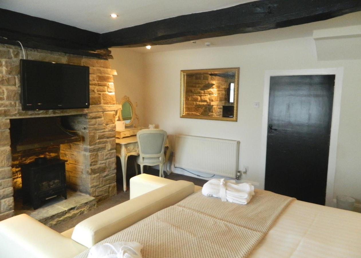The Black Horse Inn Restaurant with Rooms - Laterooms