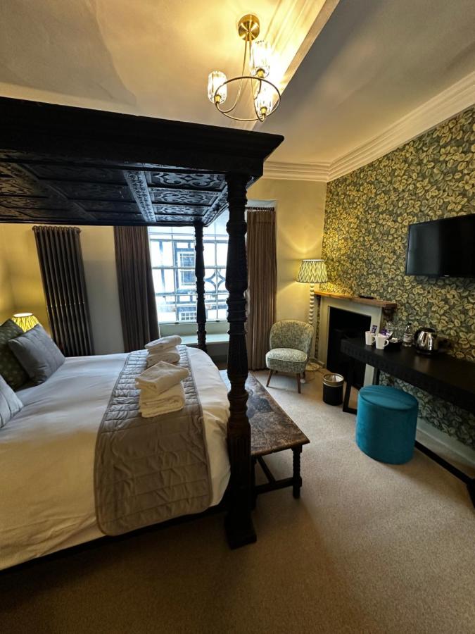 Double Room with Four-Poster Bed