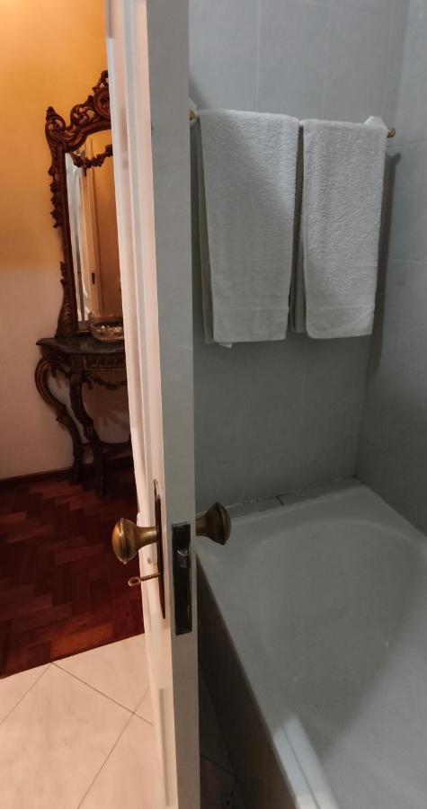 Ferragudo Rocha Beach - 5