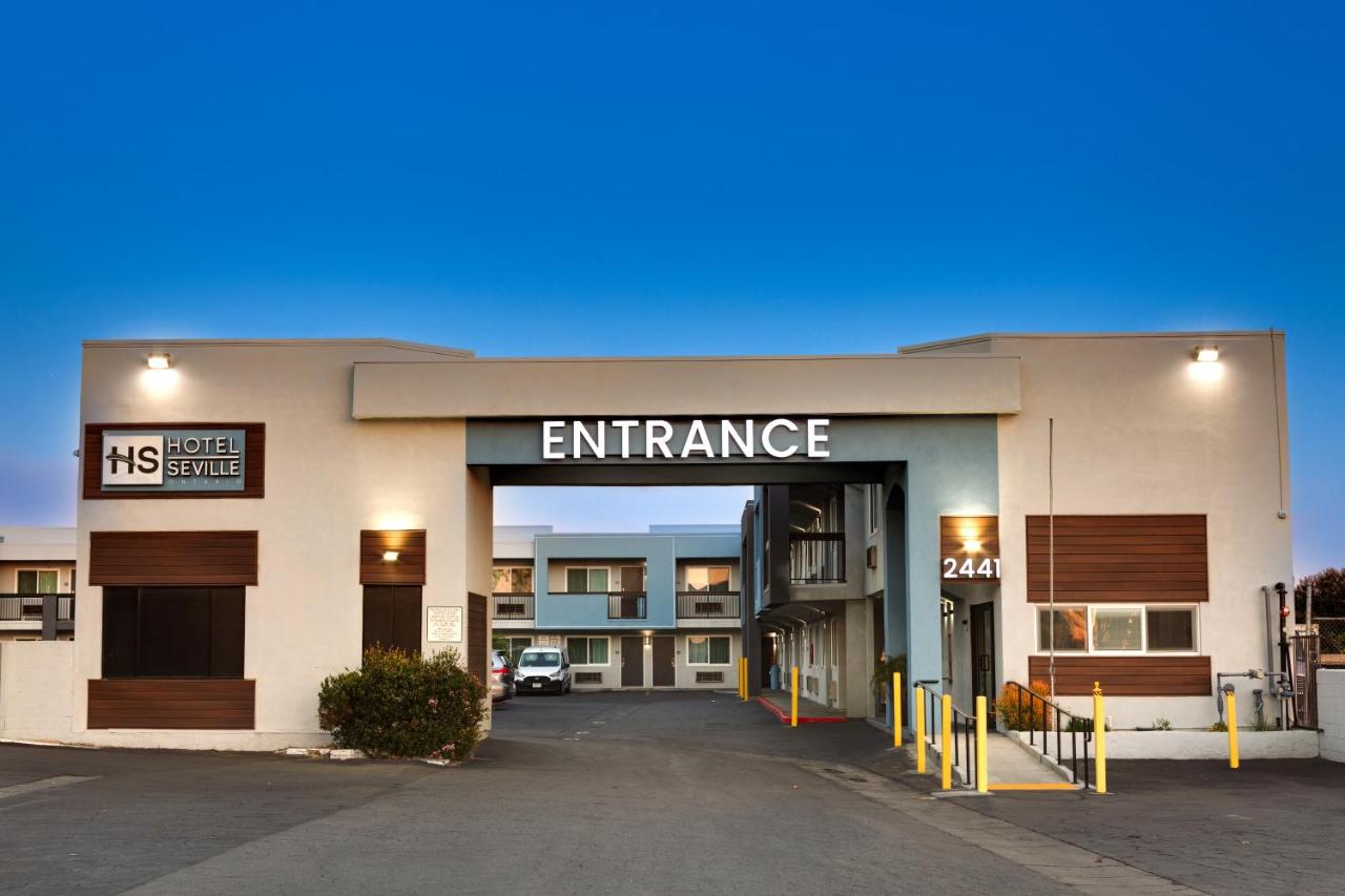 Hotel Seville - Ontario Airport/Chino — photo 23